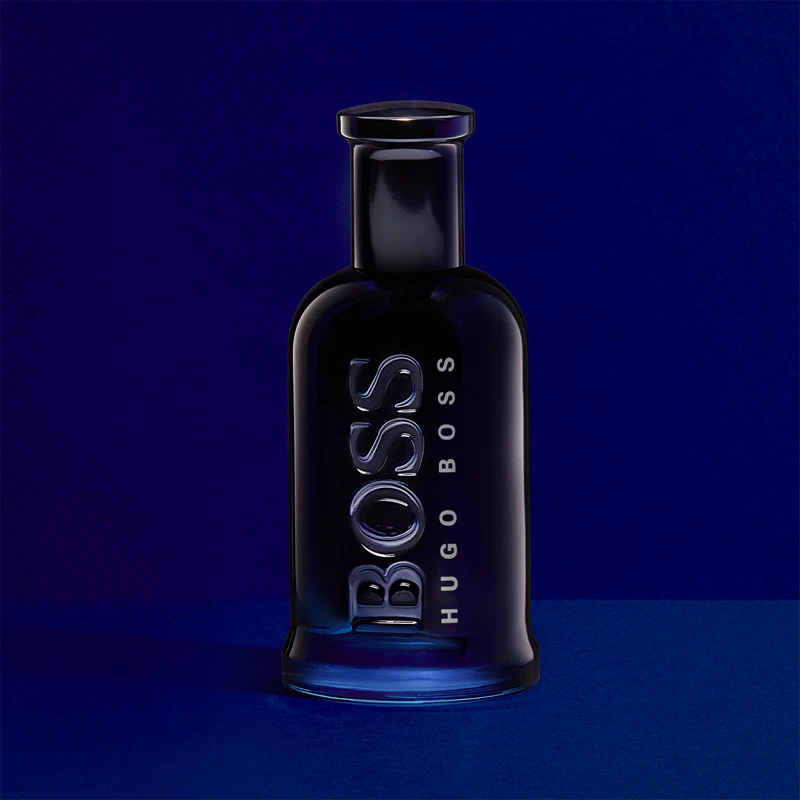 Hugo Boss Bottled Night flacone frontale
